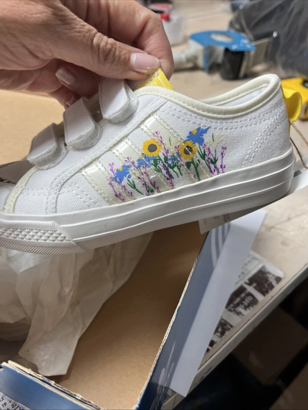adidas Nizza CF C White Floral Hook & Loop Sneaker Unisex Kids Size 11